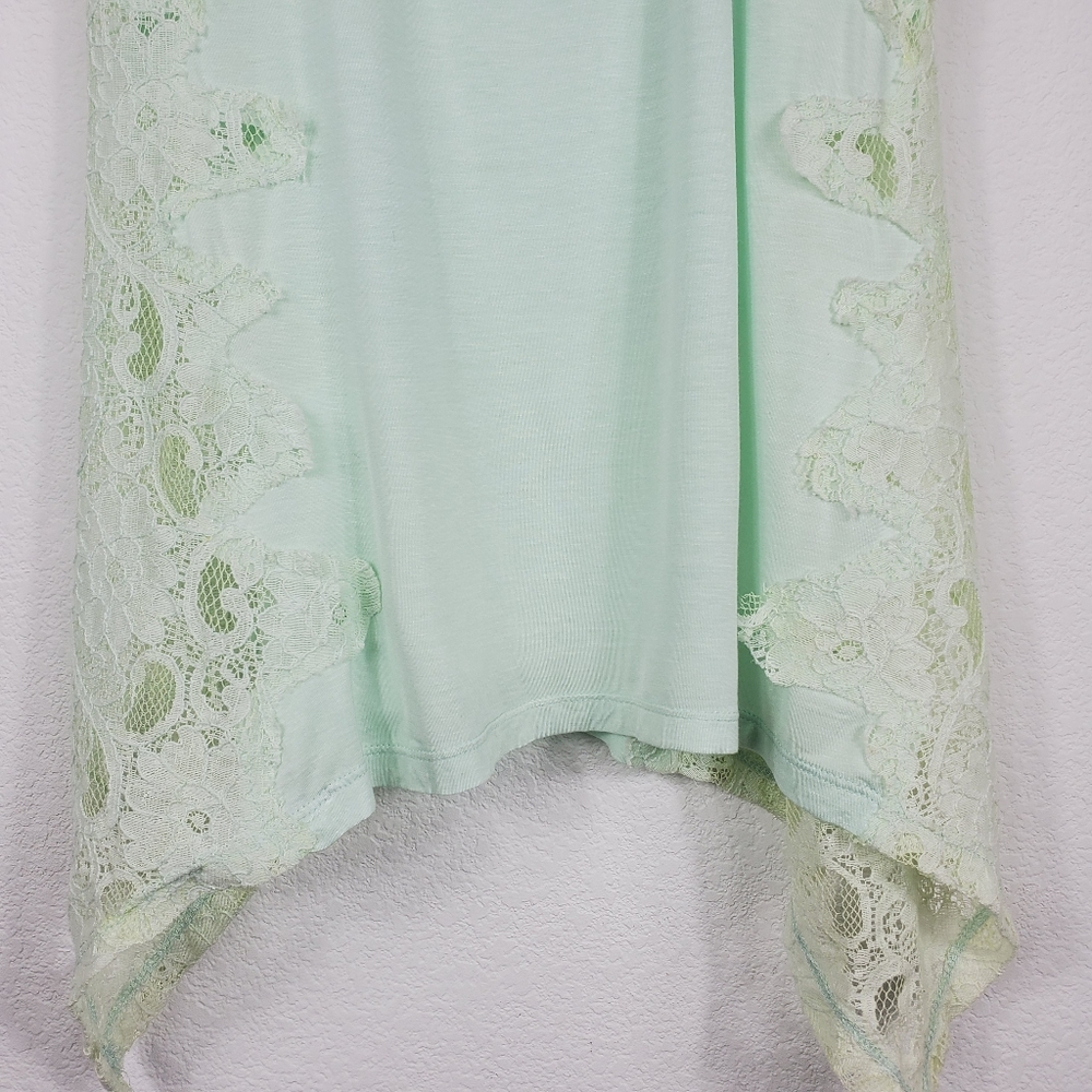 erGuo by Minty Lace Racerback Mint Side Lace Tank - Picture 4 of 8